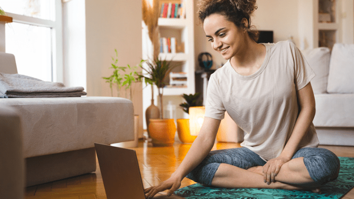 The Benefits of Live Stream Yoga and Meditation Classes